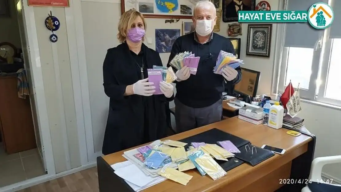 Erdek'te kadınlar maske üretiyor