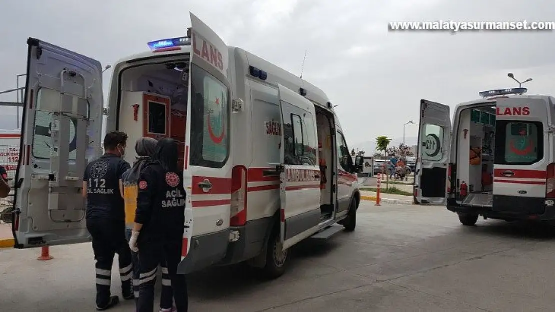 Erzincan'da saman balyalarının altında kalan 6 çocuk annesi hayatını kaybetti