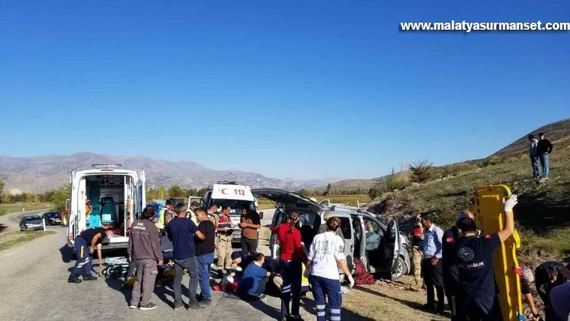Erzincan'da trafik kazası: 7 yaralı