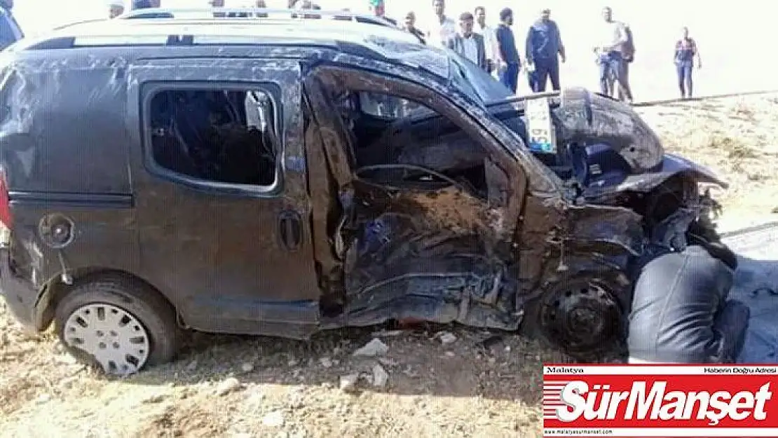 Erzurum'da düğün konvoyunda feci kaza 2 ölü 12 yaralı