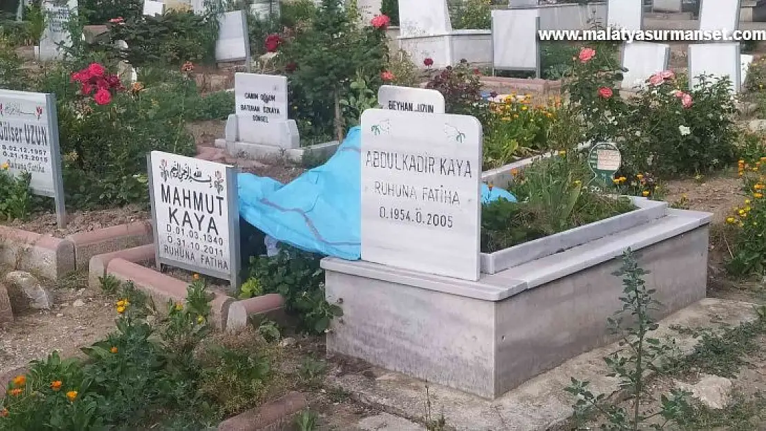 Eşinin mezarı başında ölü bulundu