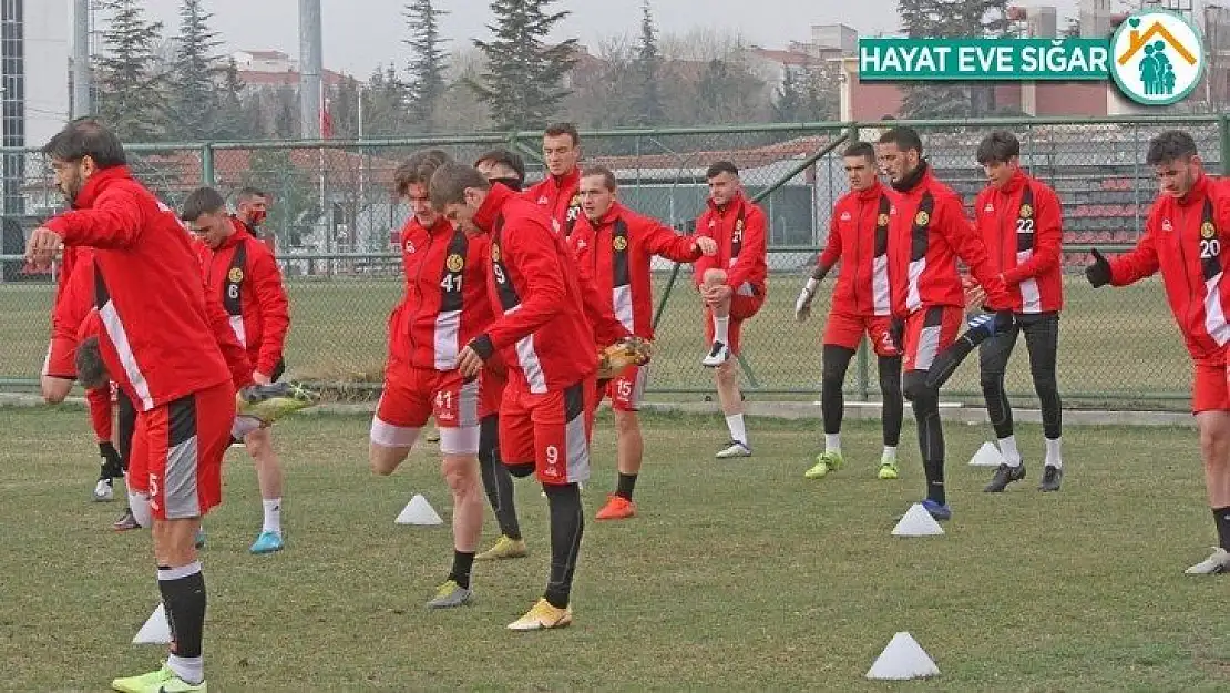 Eskişehirspor'da Akhisarspor deplasmanı öncesi hazırlıklar tamamlandı