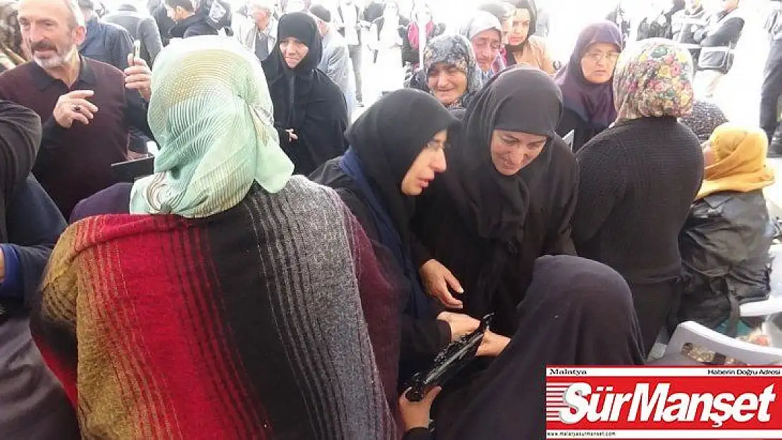 Evlat nöbeti tutan ailelere İstanbul, Sakarya ve Almanya'dan destek ziyareti