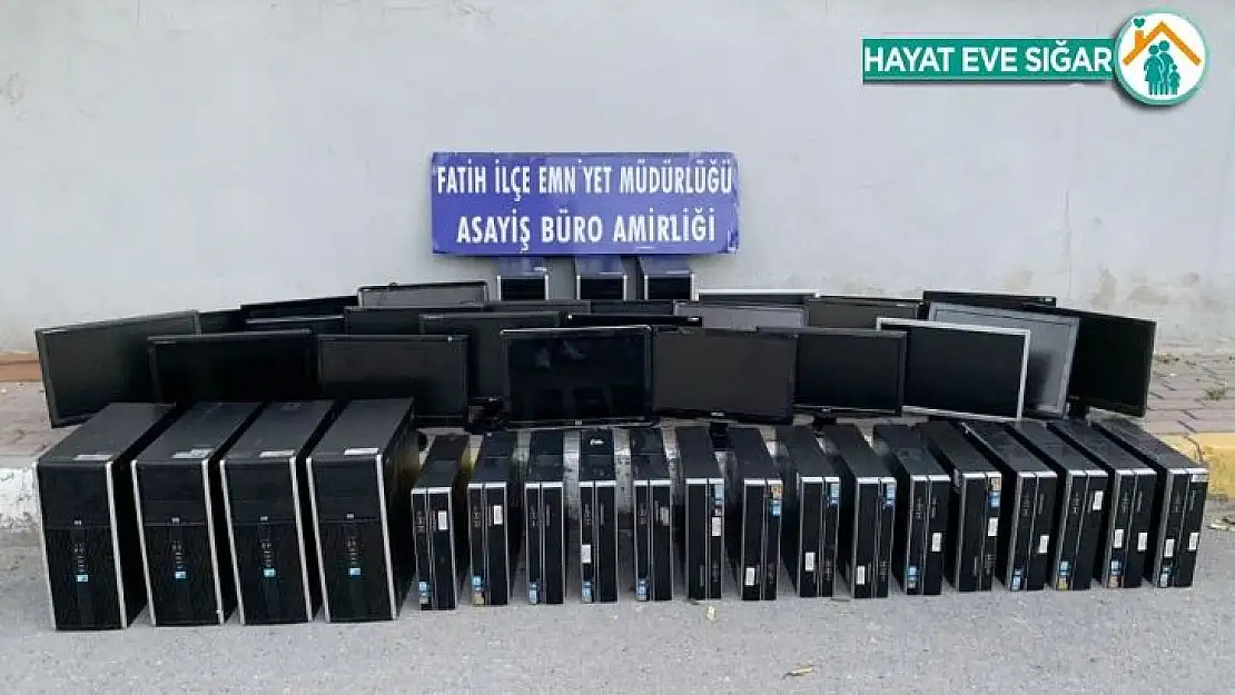 Fatih'te sanal kumarhaneye baskın