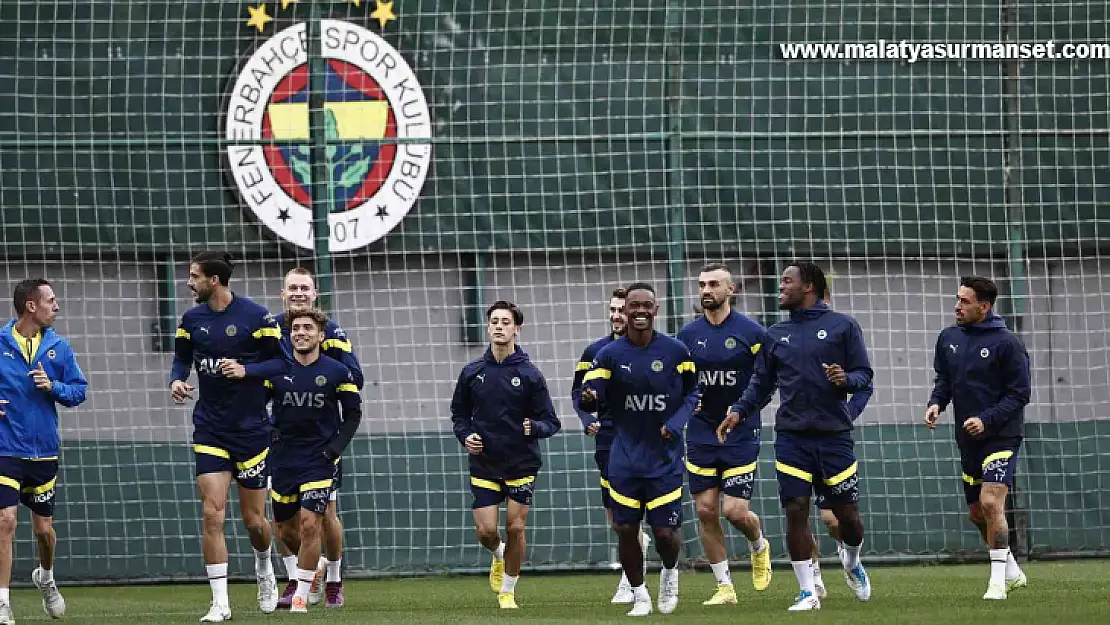 Fenerbahçe, AEK Larnaca maçı hazırlıklarını sürdürdü