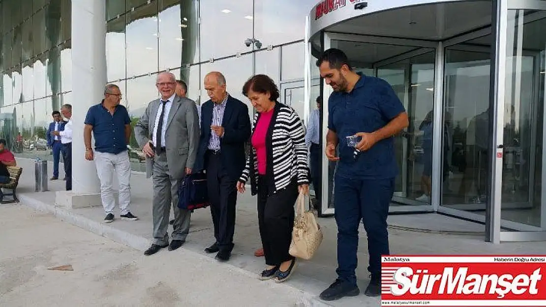 FETÖ zanlısı vali ve beraberindeki iş adamları yeniden hakim karşısında