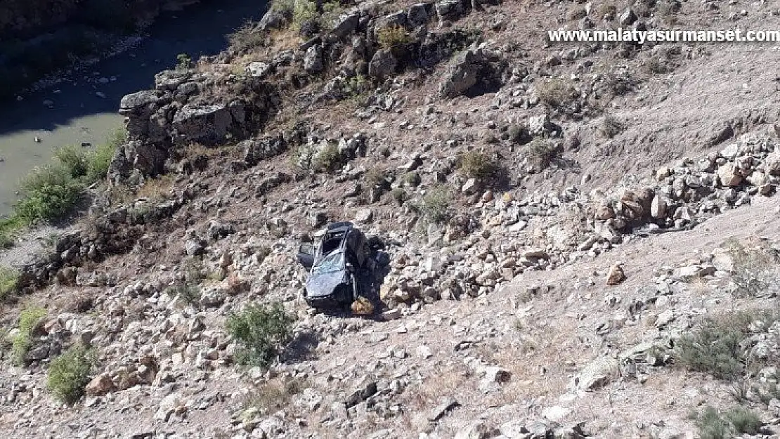 Fransa'dan Erzurum'a tatile gelen kadın trafik kazasında hayatını kaybetti