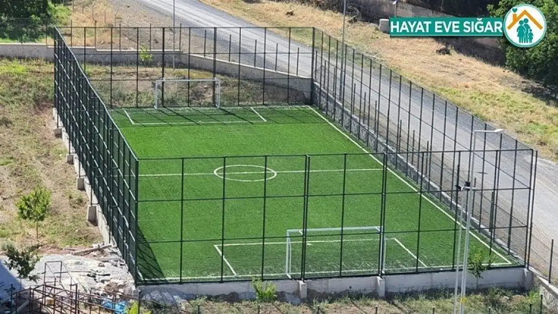 Futbol, voleybol ve basketbol sahalarının yapımı tamamlandı