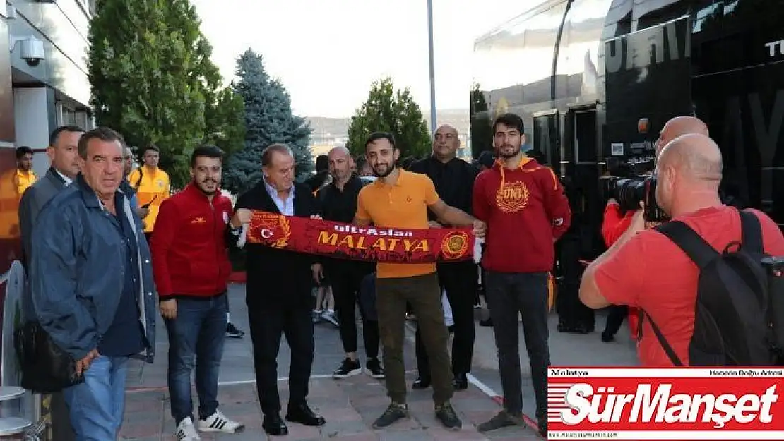 Galatasaray'a Malatya'da coşkulu karşılama