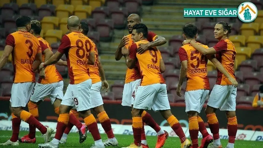 Galatasaray, Gaziantep FK maçının formalarını açık artırmaya çıkardı