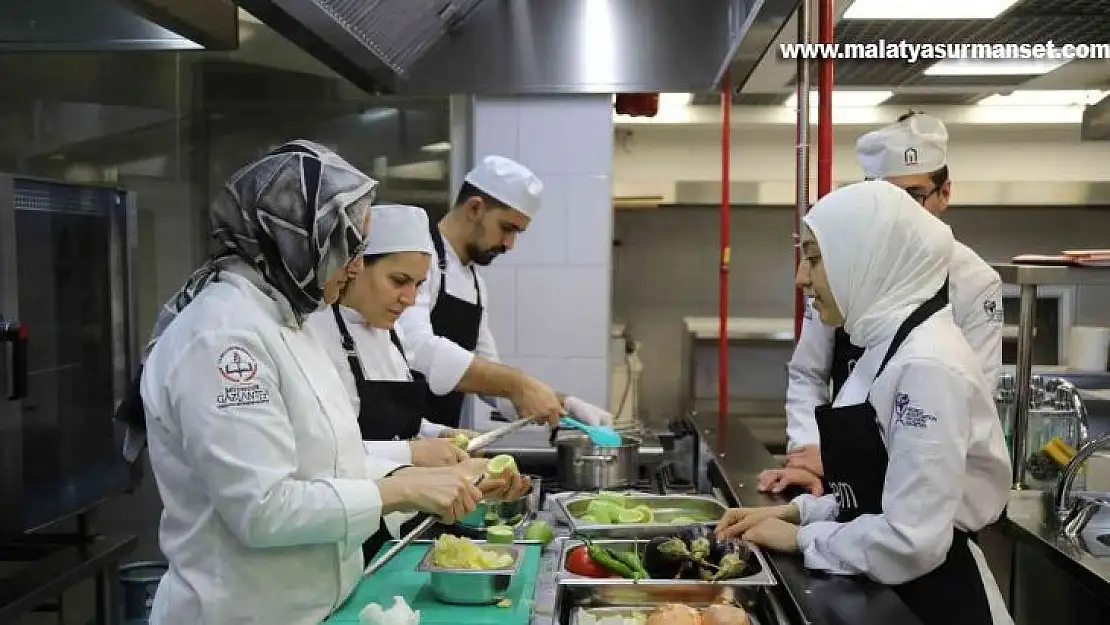 Gastronominin yeni şefleri Musem Akademi'de yetişiyor