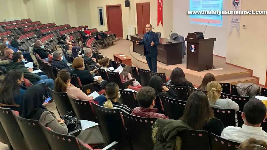 GAÜN'de personele resmi yazışma kuralları anlatıldı