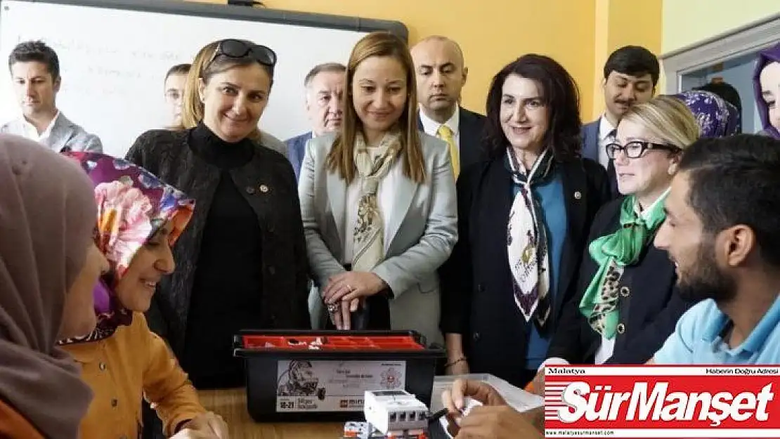 Gaziantep Milletvekili Bakbak, 'Bizler çocuklarımızı kanatlandıracağız onlar da ülkemizi uçuracaklar'