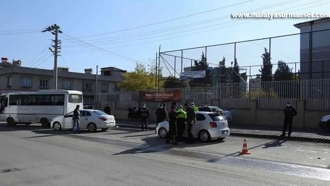 Gaziantep polisinden okul önlerinde denetim