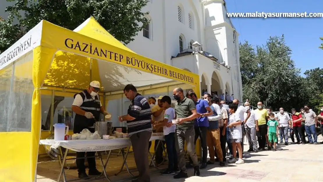 Gaziantep'te aşure dağıtımı başladı