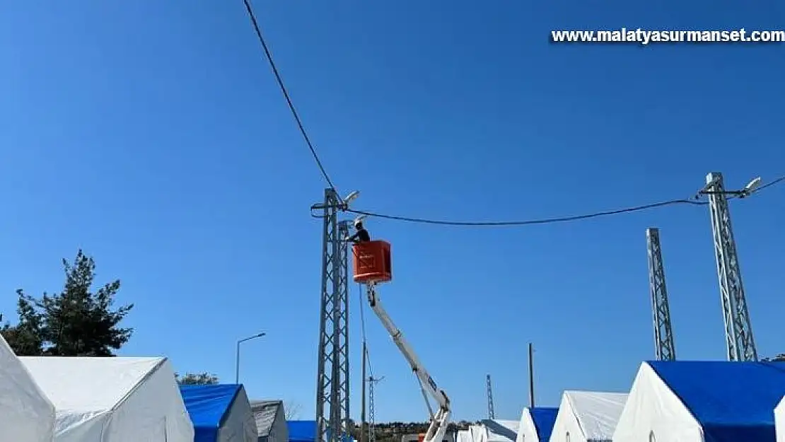 Gaziantep'te çadır kentlere enerji sağlandı