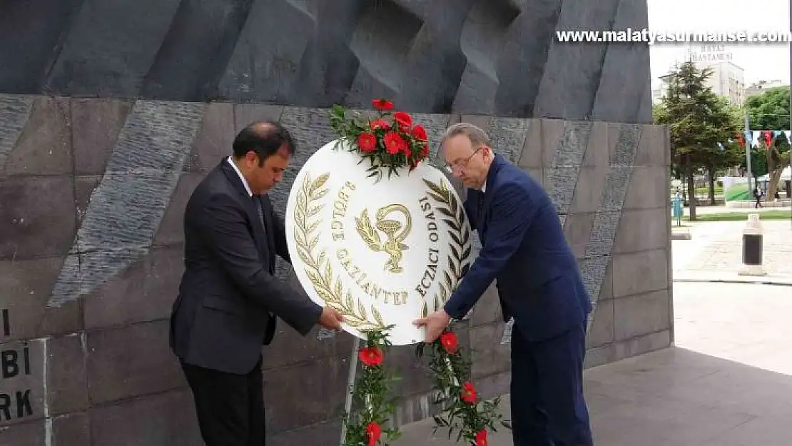 Gaziantep'te Eczacılık Günü kutlanıyor