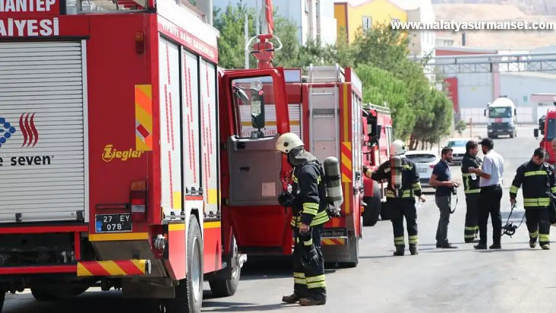 Gaziantep'te tahıl fabrikasında çıkan yangın korkuttu