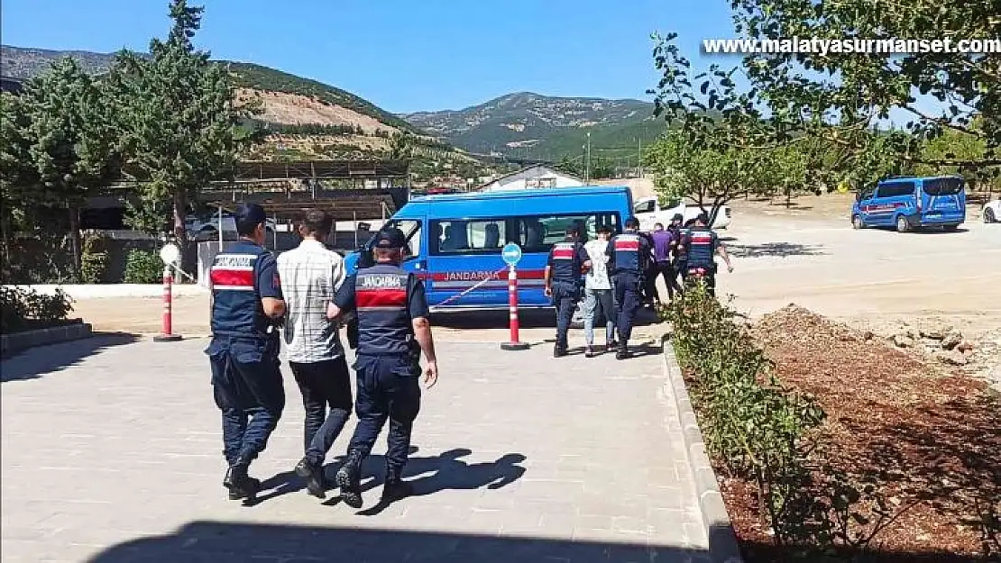 Gaziantep'te uyuşturucu operasyonu: 4 şahıs tutuklandı