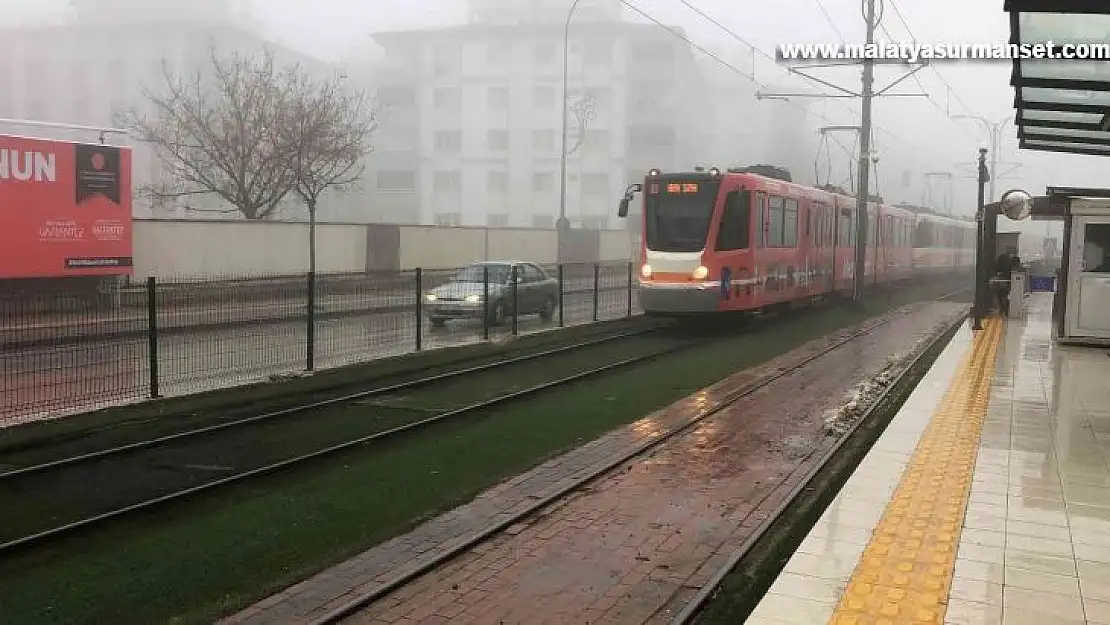 Gaziantep'te yoğun sis etkili oldu