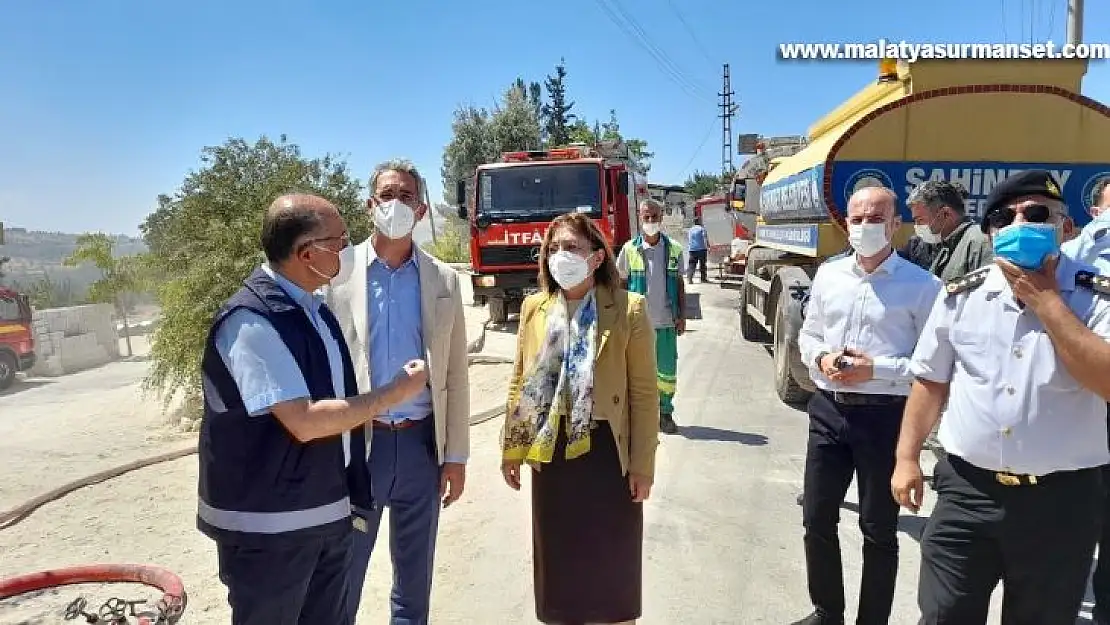 Gaziantep'teki depo yangına kaza yapan kamyon neden oldu