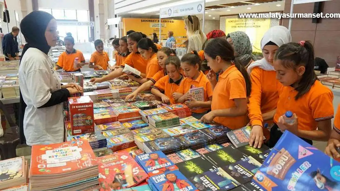 Gaziantepliler sevdikleri kitap ve yazarlarla buluşuyor