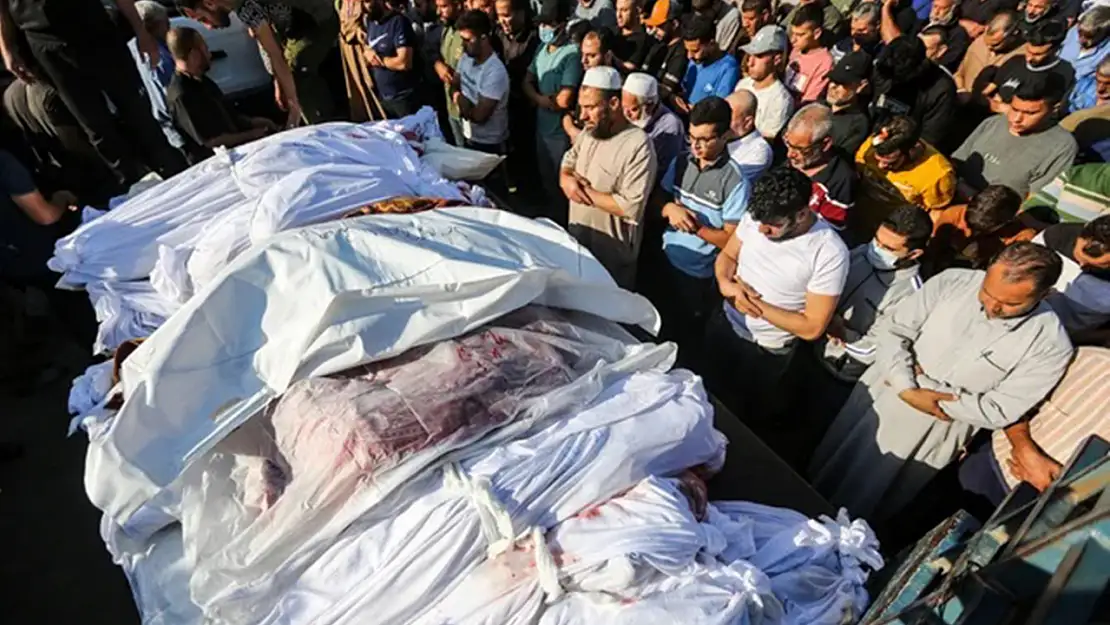 Gazze'de Bir Günde 138 Şehit Daha Toplam Can Kaybı 57 Bini Aştı!