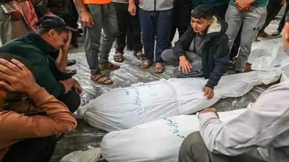 Gazze'de can kaybı 61 bin 330'a çıktı