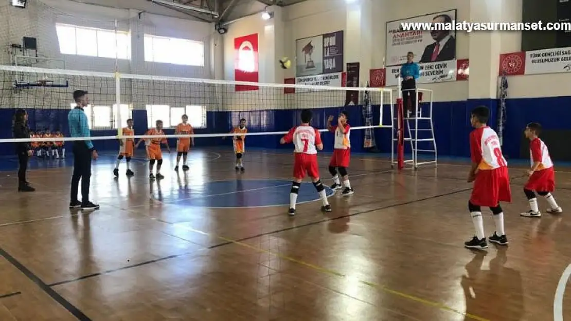 Gençler voleybolda şampiyonlar belli oldu