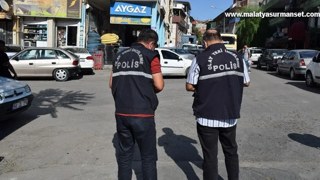 Gençlerin küfürleşmesi kanlı bitti