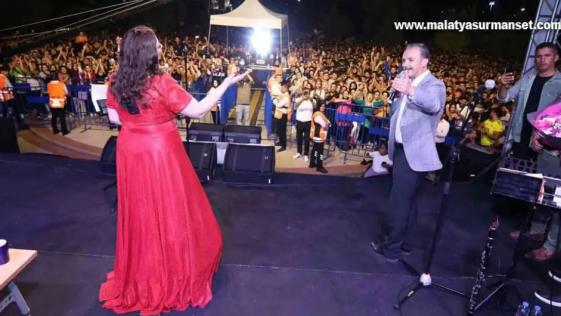 Gençlik ve Çocuk Festivali konserlerle başladı