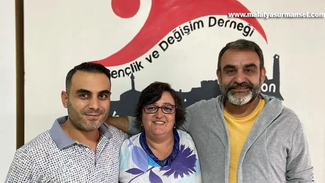 Gençlik ve Değişim Derneği'nin projesi en iyi proje seçildi