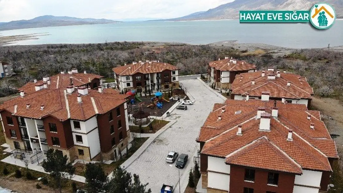 Göl manzaralı deprem konutlarında yaşam başladı