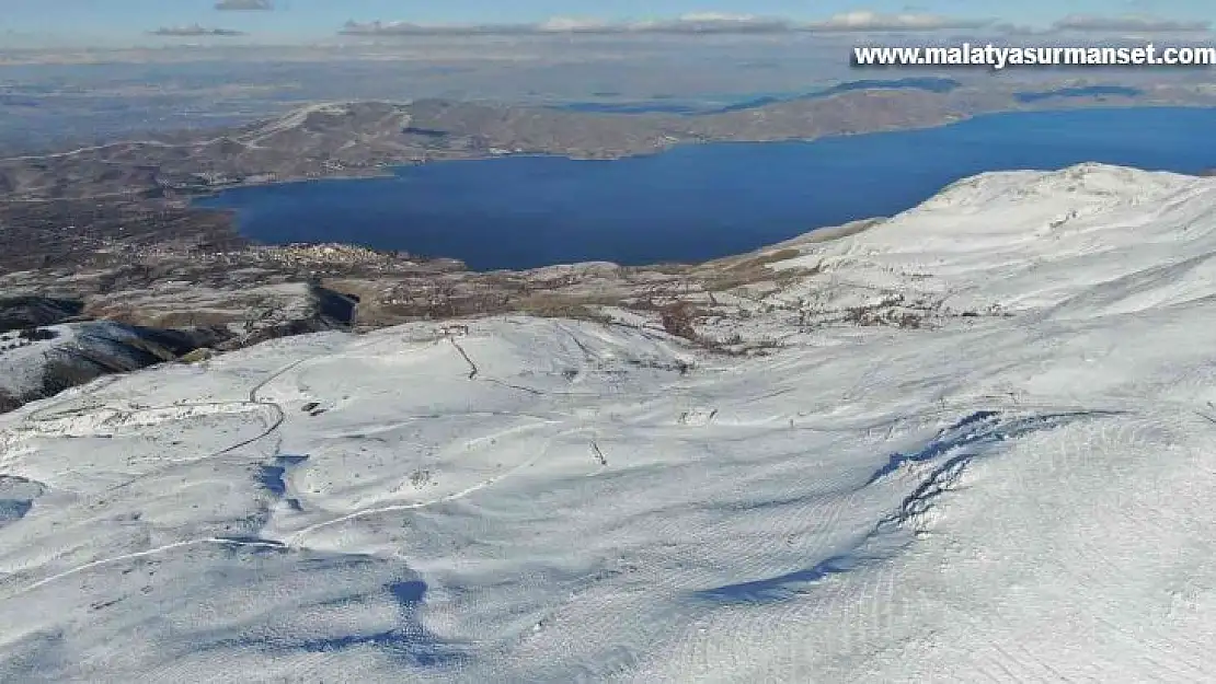 Göl manzaralı kayak merkezi sezona hazırlanıyor