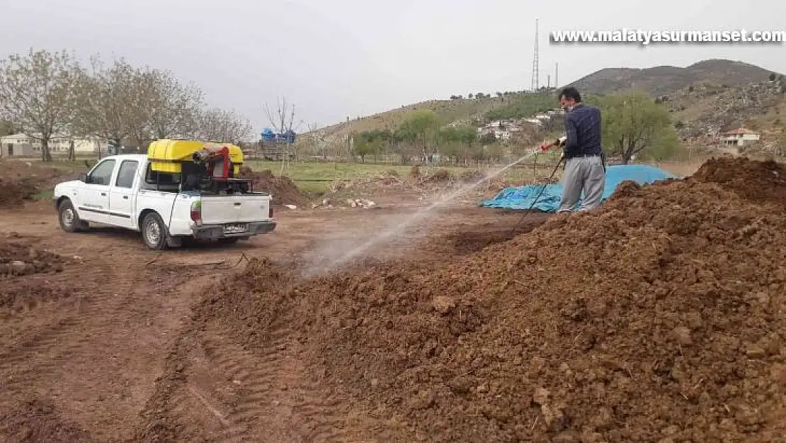 Gölbaşı'nda larva ilaçlaması sürüyor