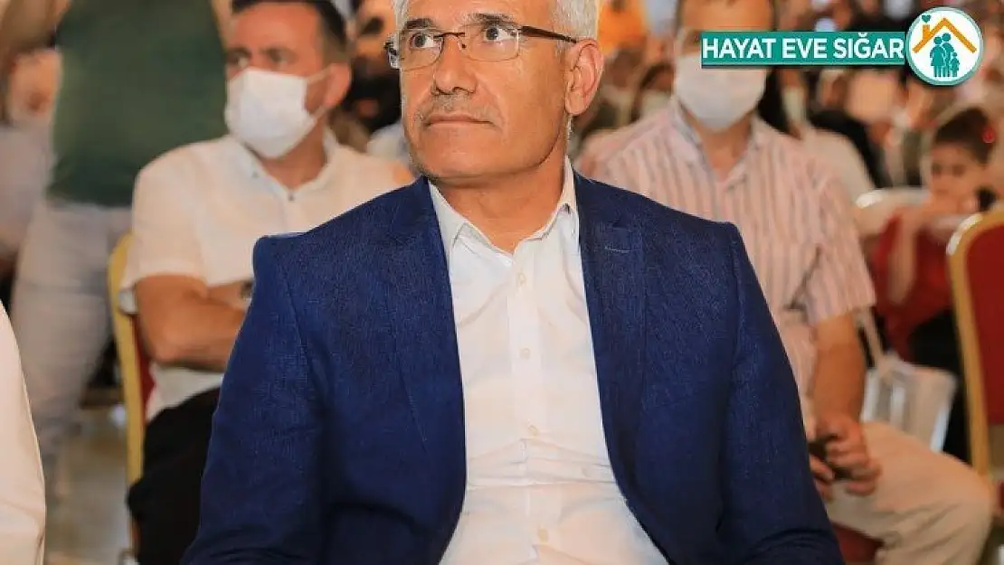 Güder, öğrencilerin heyecanına ortak oldu
