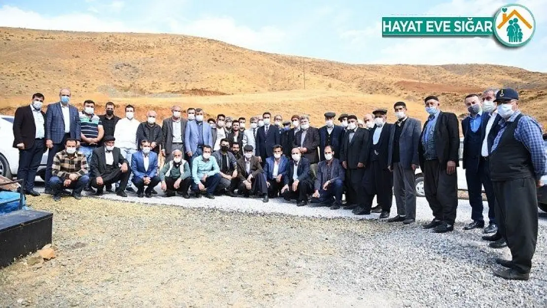 Gülümuşağı Mahallesi ilk kez asfalt ile tanıştı