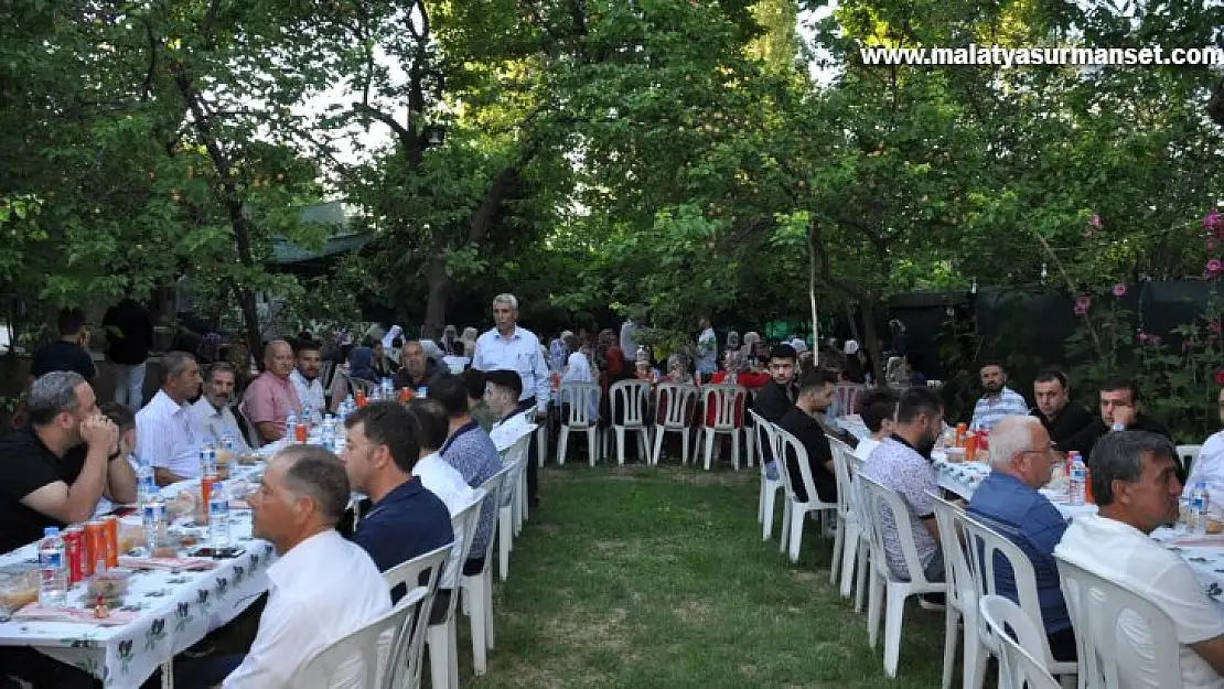 Günata Ailesi Yıllık Akraba İstişare Toplantısı Yaparak Türkiye'ye Örnek Oluyor