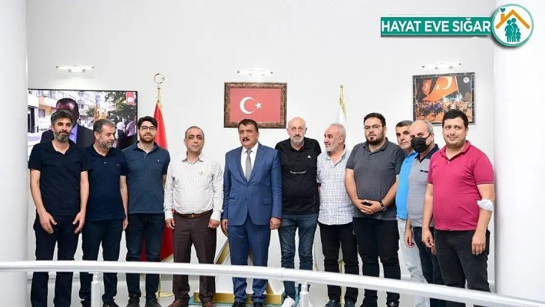 Gürkan: 'Basın kurumsal bir görev ifa etmektedir'