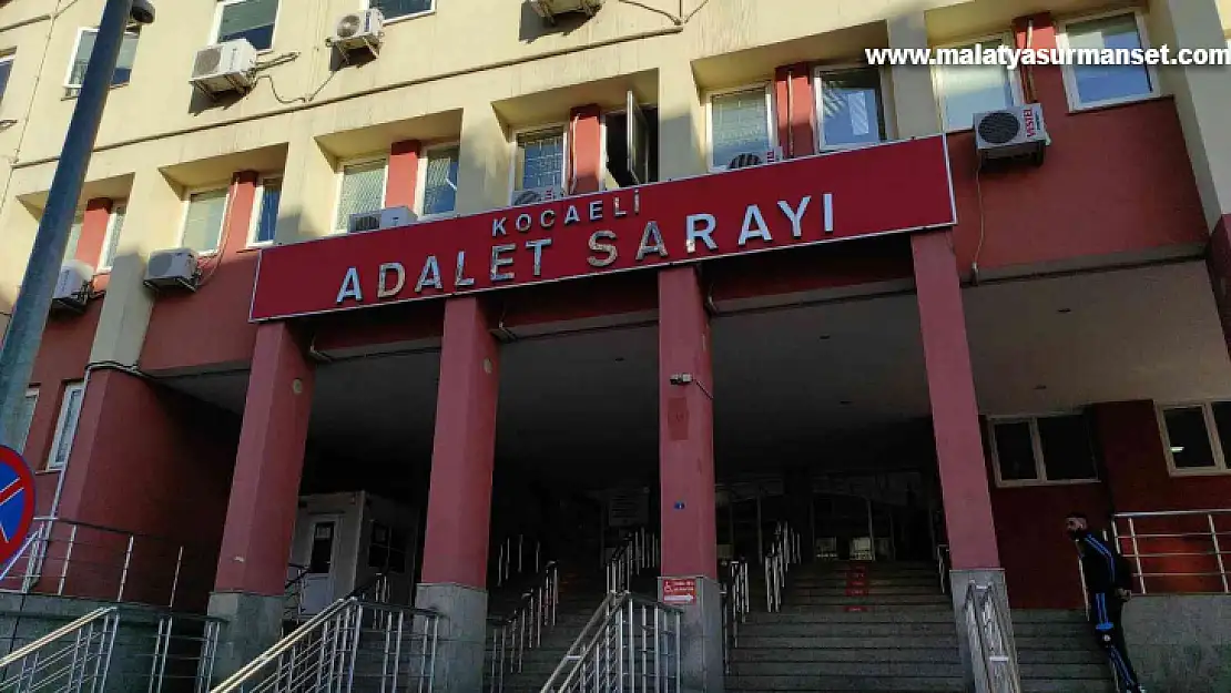 Havaya ateş edip o anları sosyal medyada paylaştılar