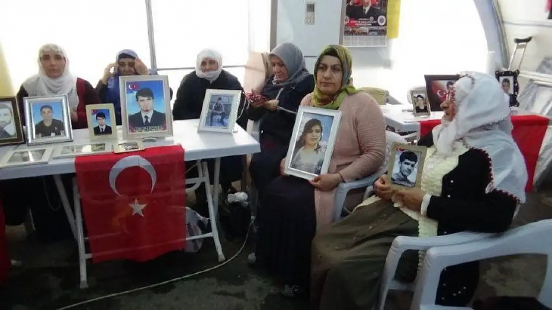 HDP önündeki ailelerin evlat nöbeti 159'uncu gününde