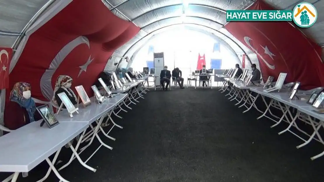 HDP önündeki ailelerin evlat nöbeti 221'inci gününde