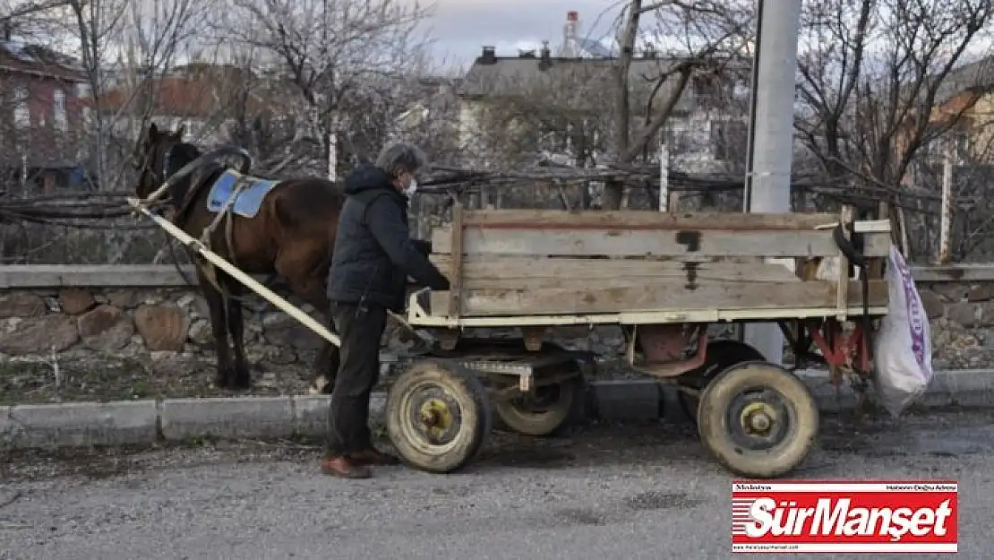 Husumetli olduğu şahsa ateş ederken 2 kişiyi yaraladı