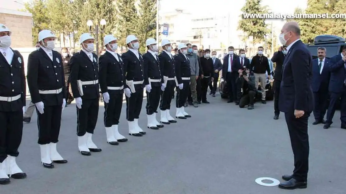 İçişleri Bakanı Soylu: 'Hizmet üretemeyen belediyeler suçu hükumete atıyor'