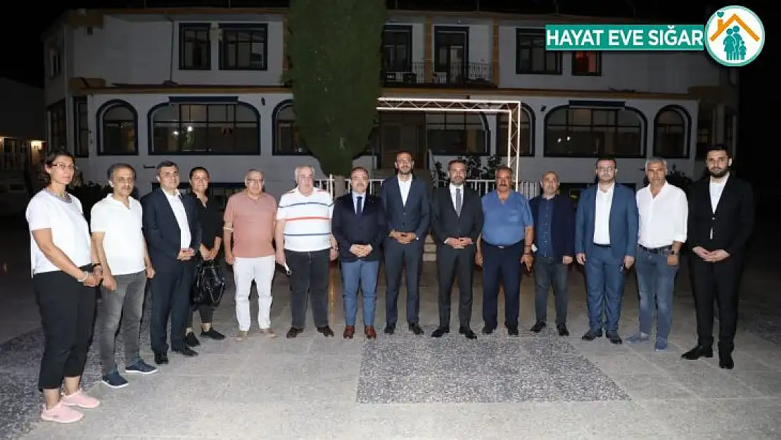 İHA Elazığ Bölge Müdürü  Varlı'ya veda programı