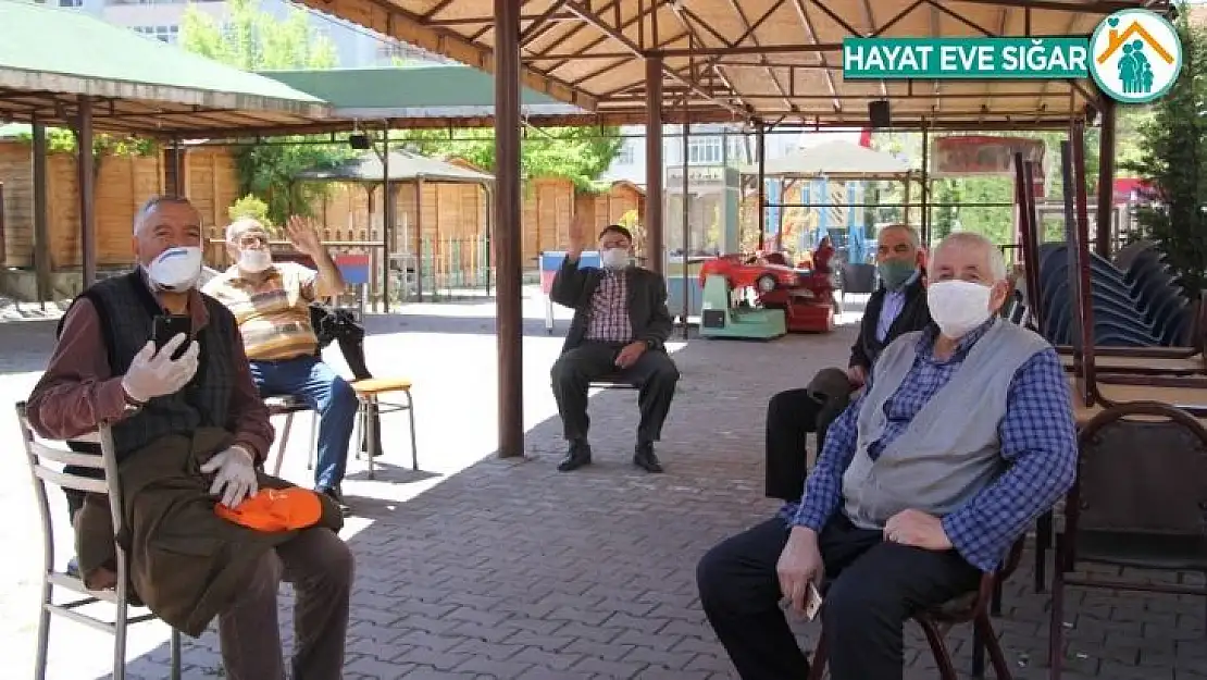 İki ay sonra sokağa çıkan vatandaşlar: 