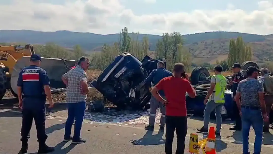 İki Cipin Çarpışması Sonucu 1 Kişi Öldü 7 Kişi Yaralandı