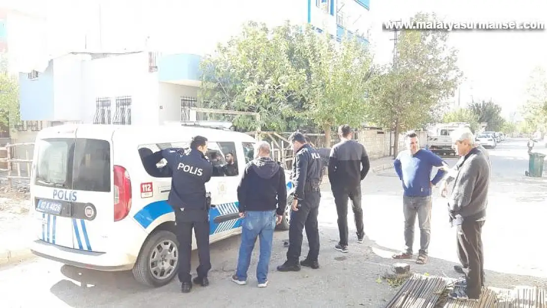 İki grup arasında bıçaklı kavga: 1 yaralı