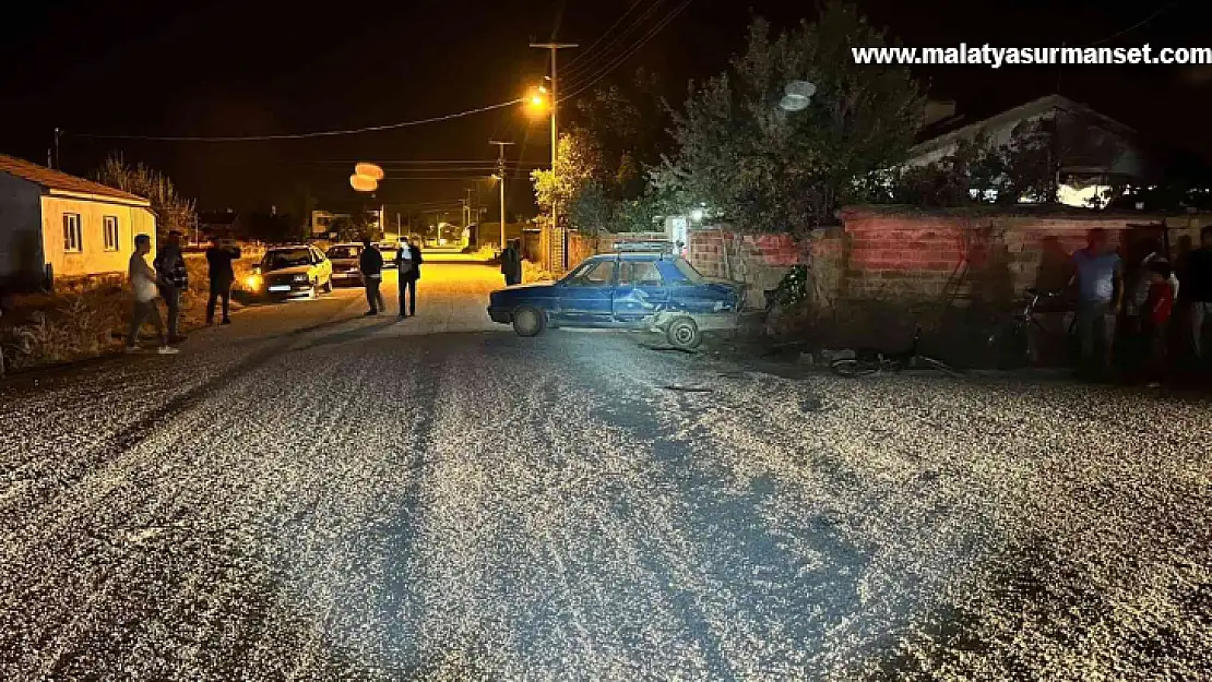 İki kişinin yaralandığı kazada kaçan sürücü araç plakasını düşürdü