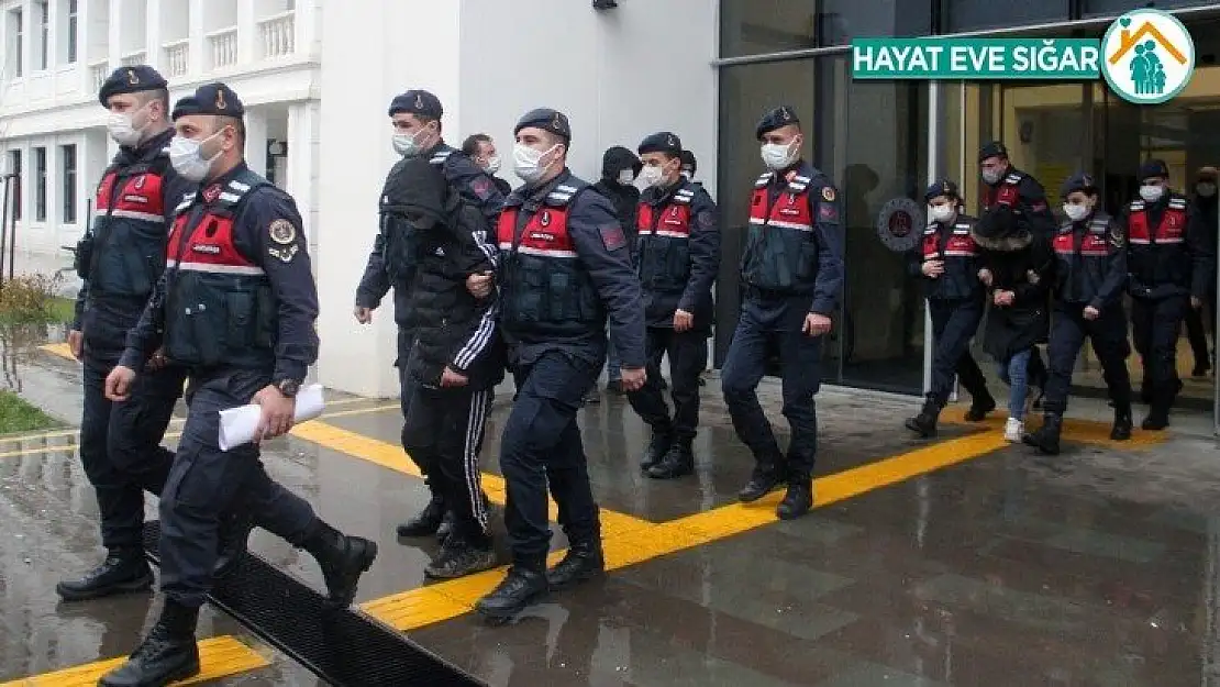 İkranur'u cinayet zanlısı 14 yaşındaki amcası ve halası tutuklanarak ceazevine gönderildi